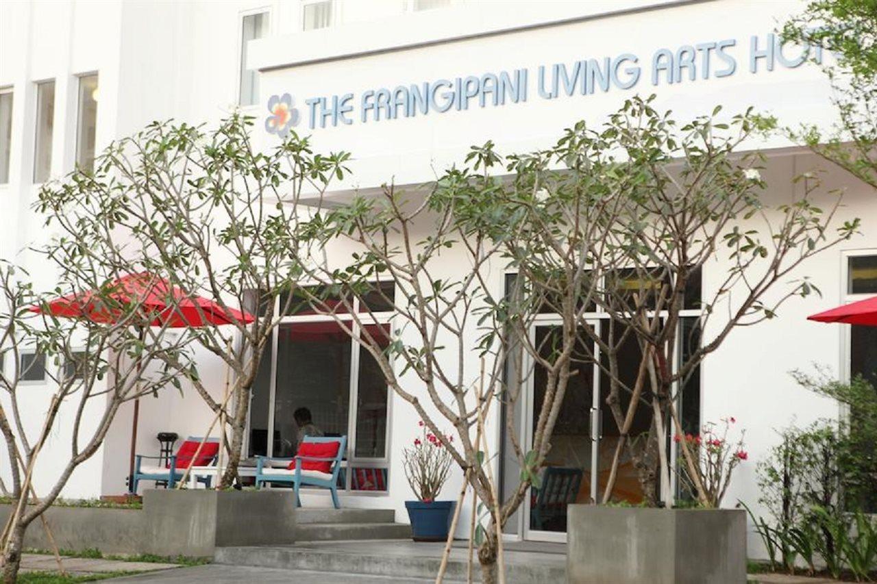 The Frangipani Living Arts Hotel And Spa Phnom Penh Eksteriør billede