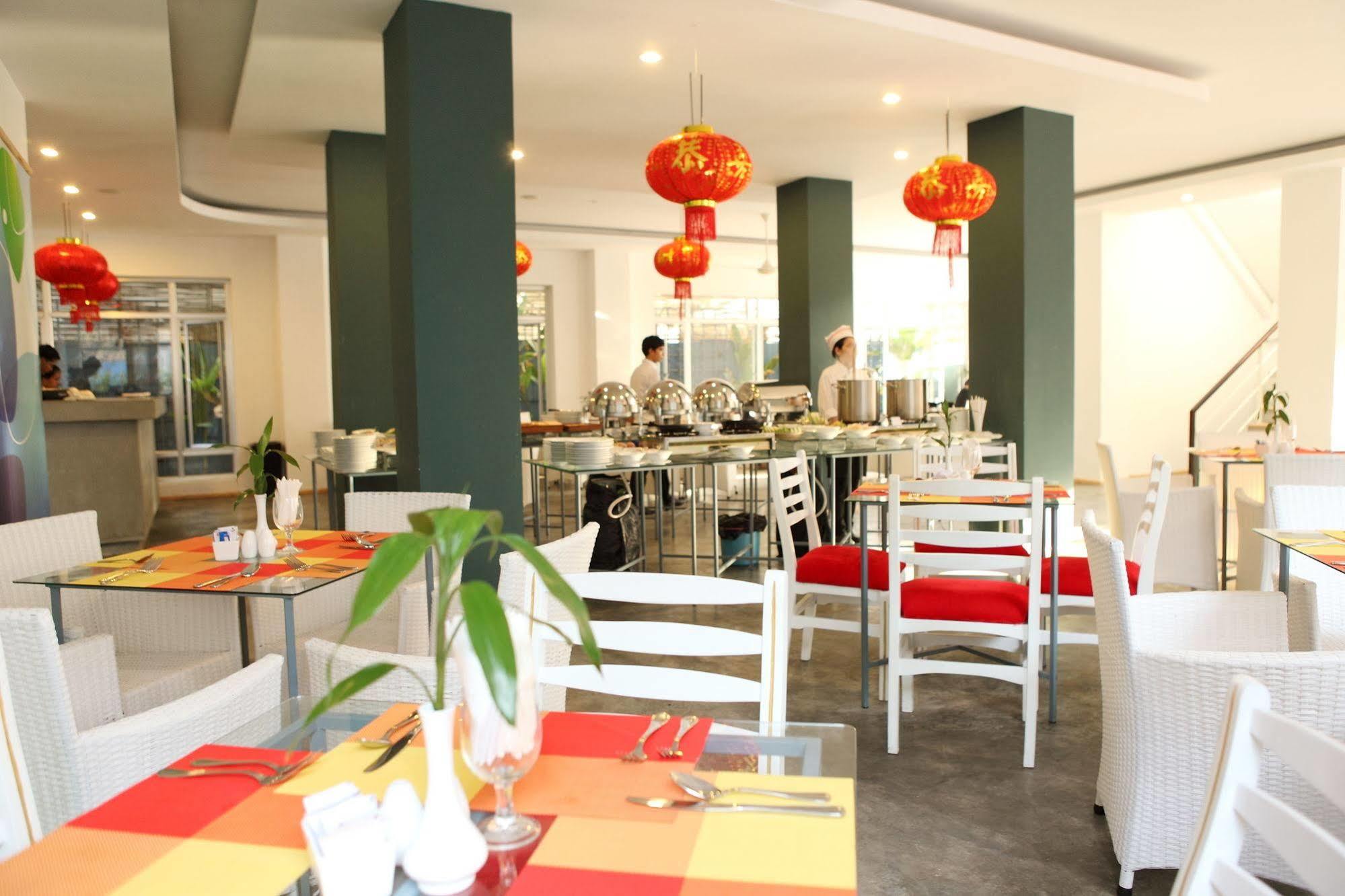 The Frangipani Living Arts Hotel And Spa Phnom Penh Eksteriør billede
