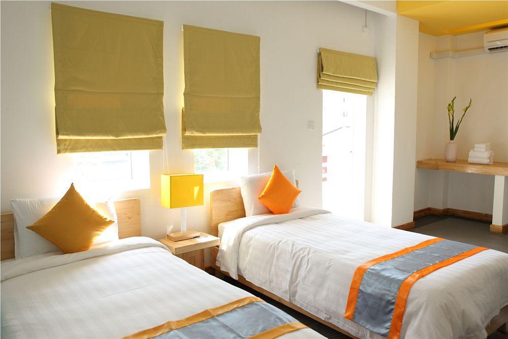 The Frangipani Living Arts Hotel And Spa Phnom Penh Eksteriør billede