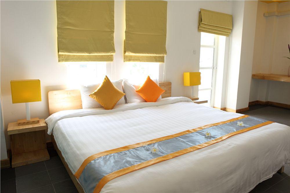 The Frangipani Living Arts Hotel And Spa Phnom Penh Eksteriør billede